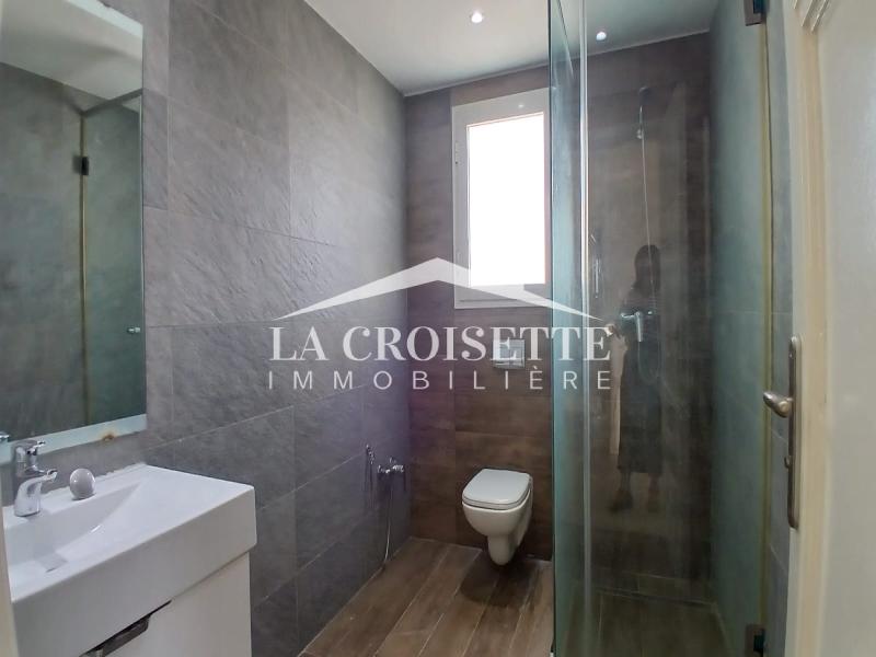 Villa S+5 avec jardin aux Berges du Lac 1